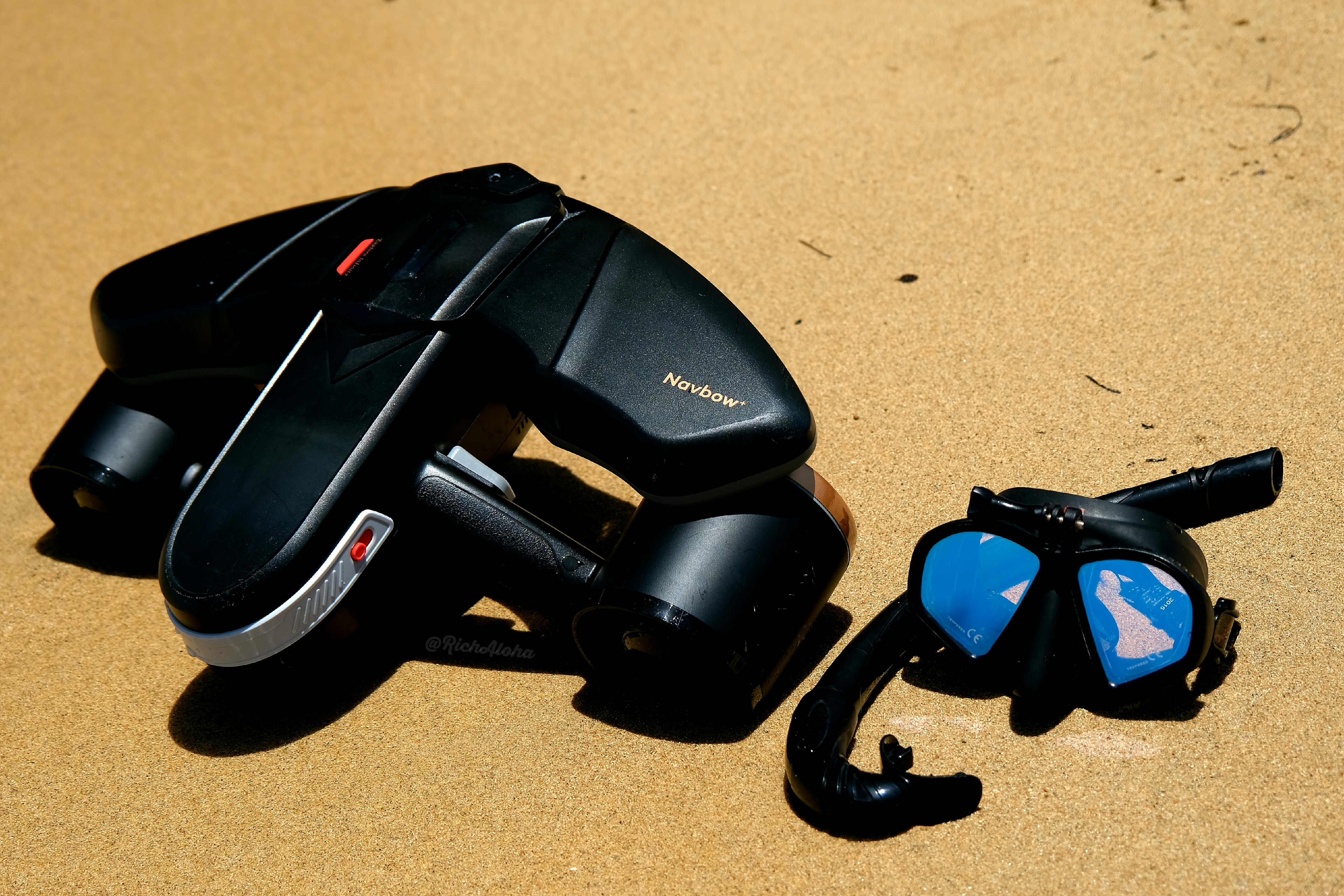 Navbow+ Underwater Smart Scooter, Real-time OLED display, 3-speed