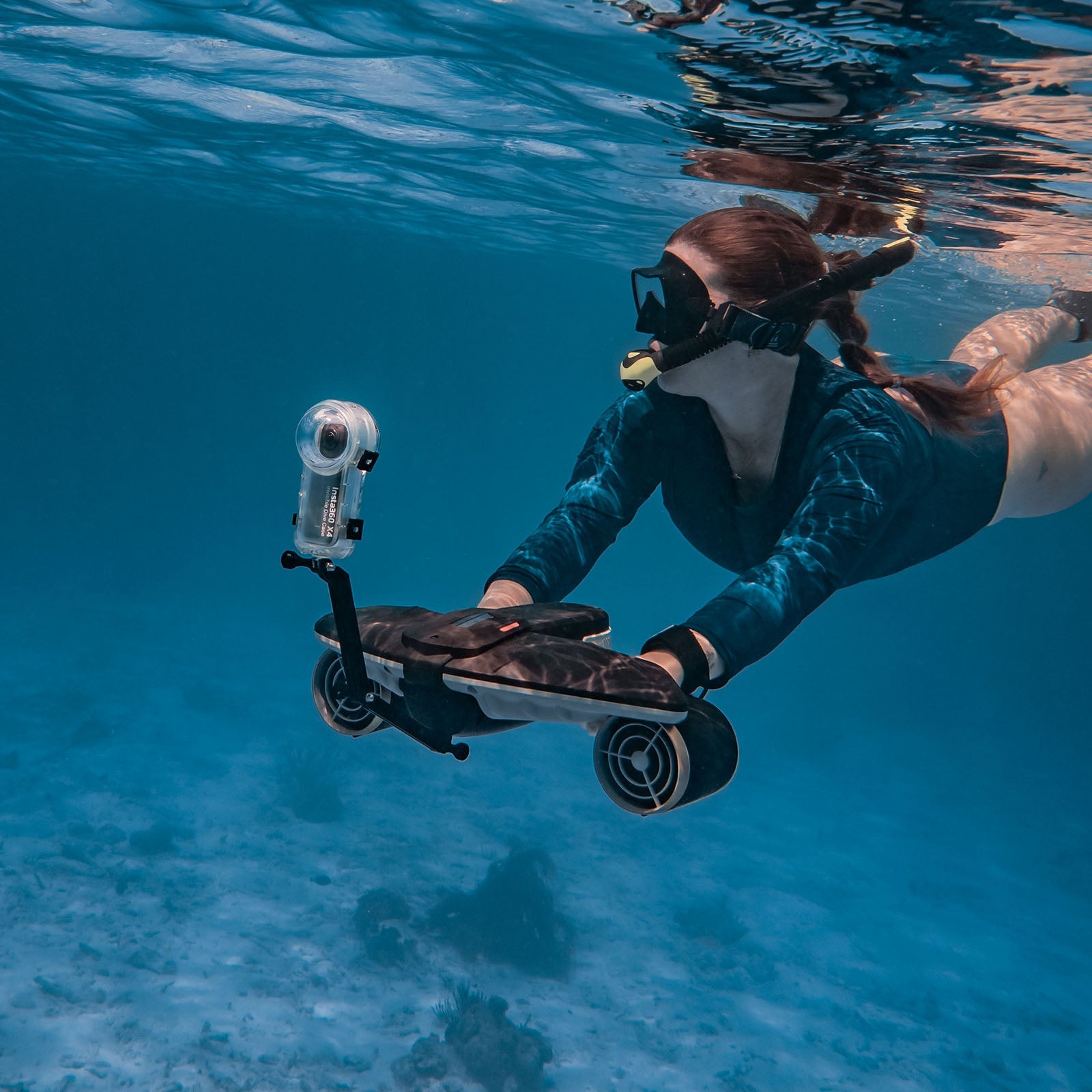 Navbow+ Underwater Smart Scooter, Real-time OLED display, 3-speed