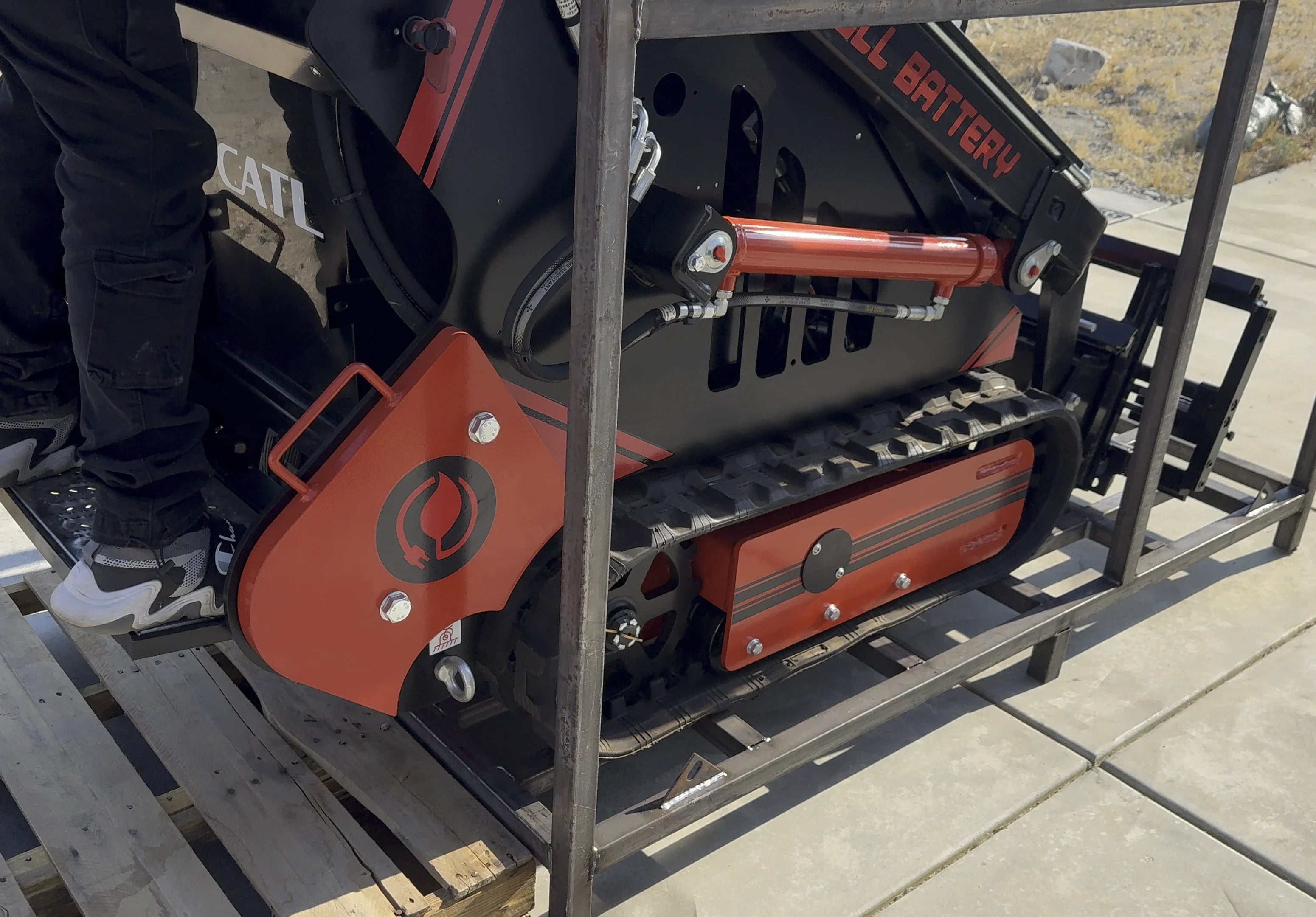 Full Battery Mini-Track Loader Skid Steer 72V 16.4kWh Lithium Battery, 2000 lbs. capacity, Various attachment options