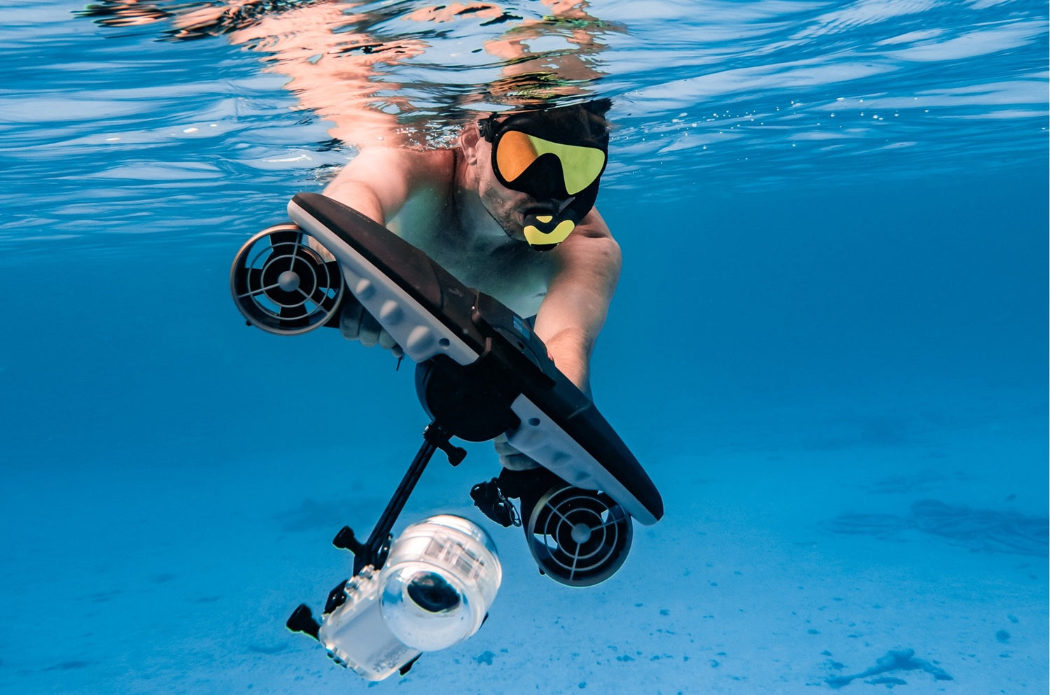 Navbow+ Underwater Smart Scooter, Real-time OLED display, 3-speed