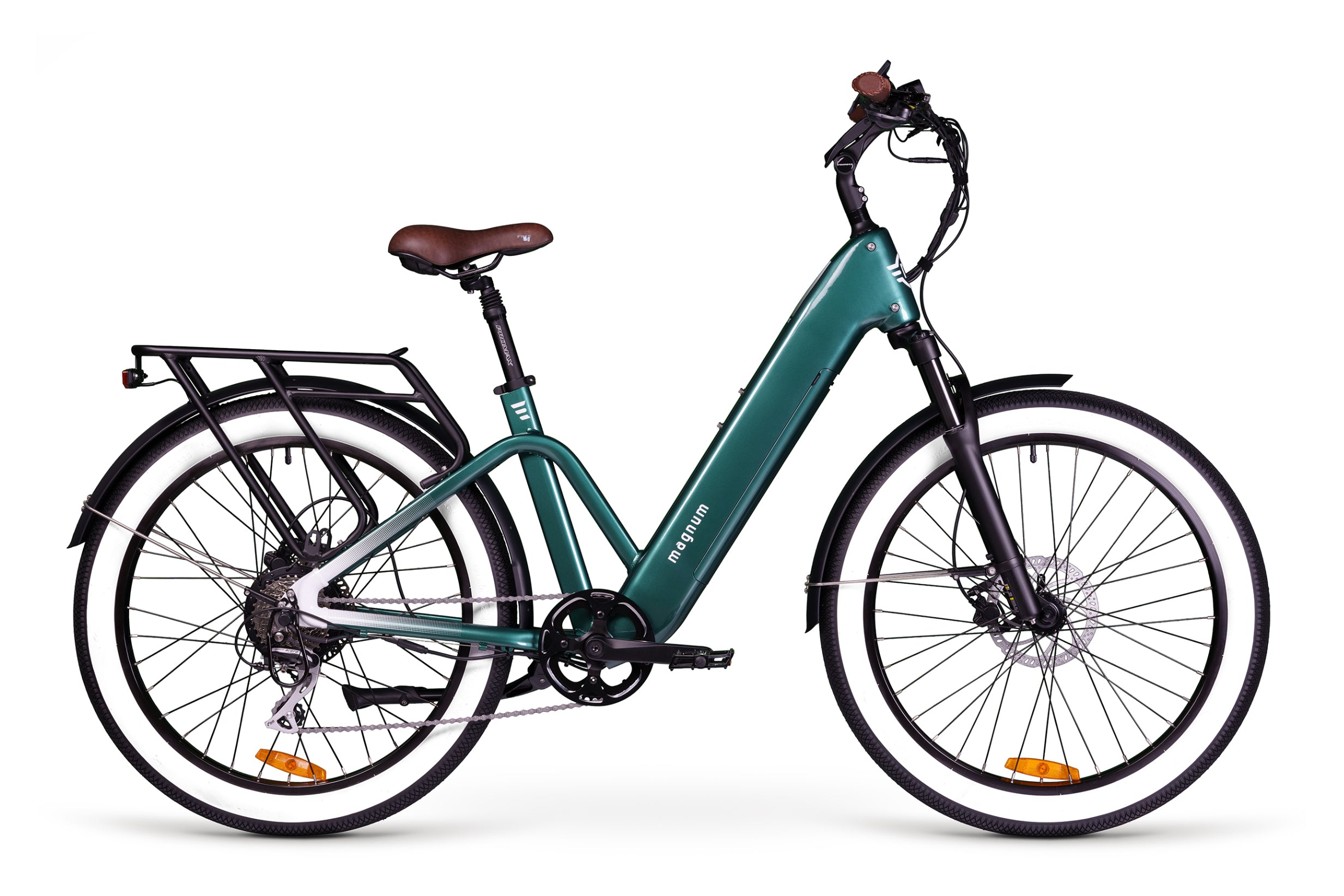 Pilot Hub Electric Bike, Low-step